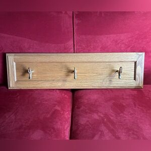 Wooden Oak Wall 3-Hook Rack